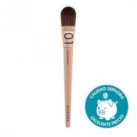 NEW CLASSIC BRUSH FOUNDATION 01