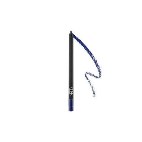 LARGER THAN LIFE EYELINER